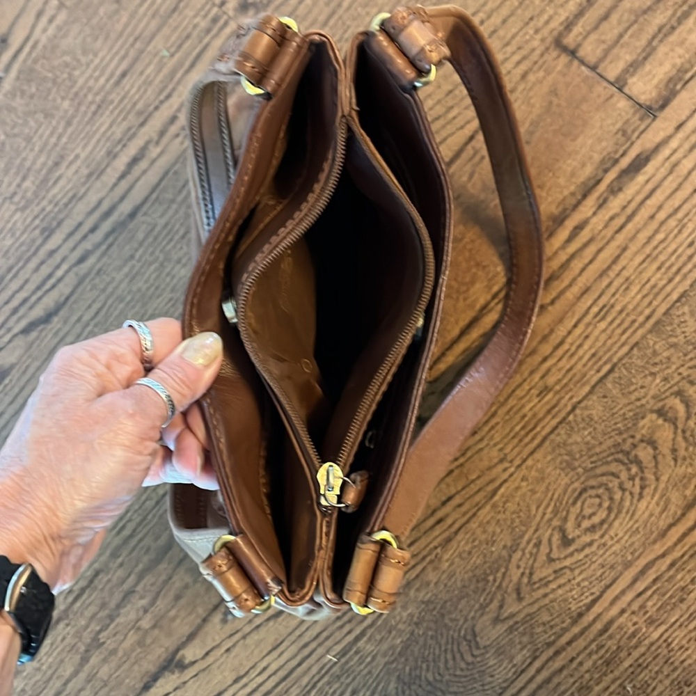 Fossil Handbag In Amazing Condition. - image 4